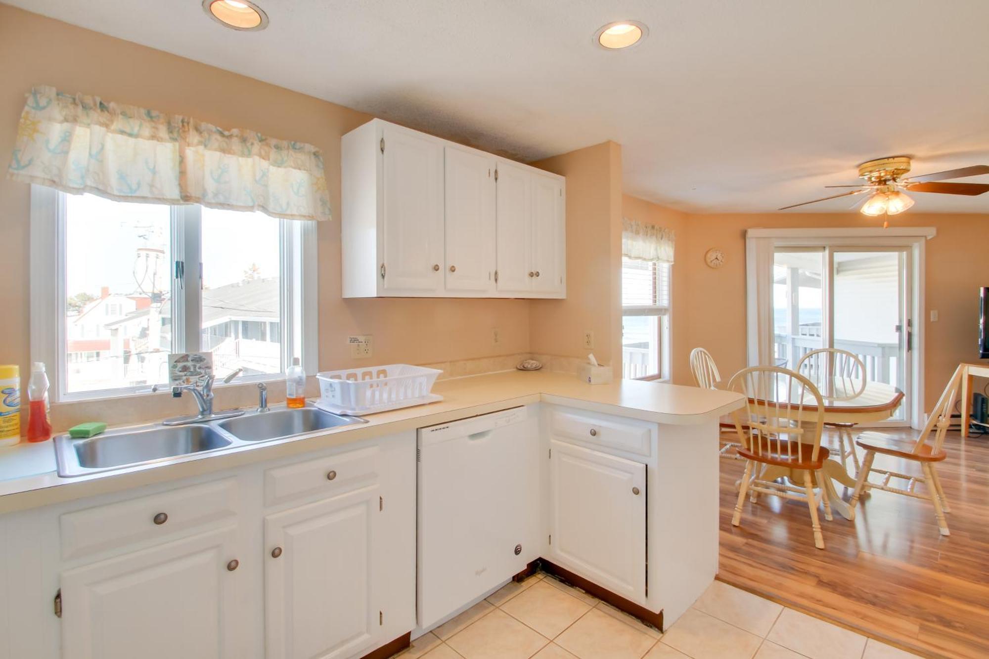 Beachfront Old Orchard Beach Condo With Balcony 外观 照片